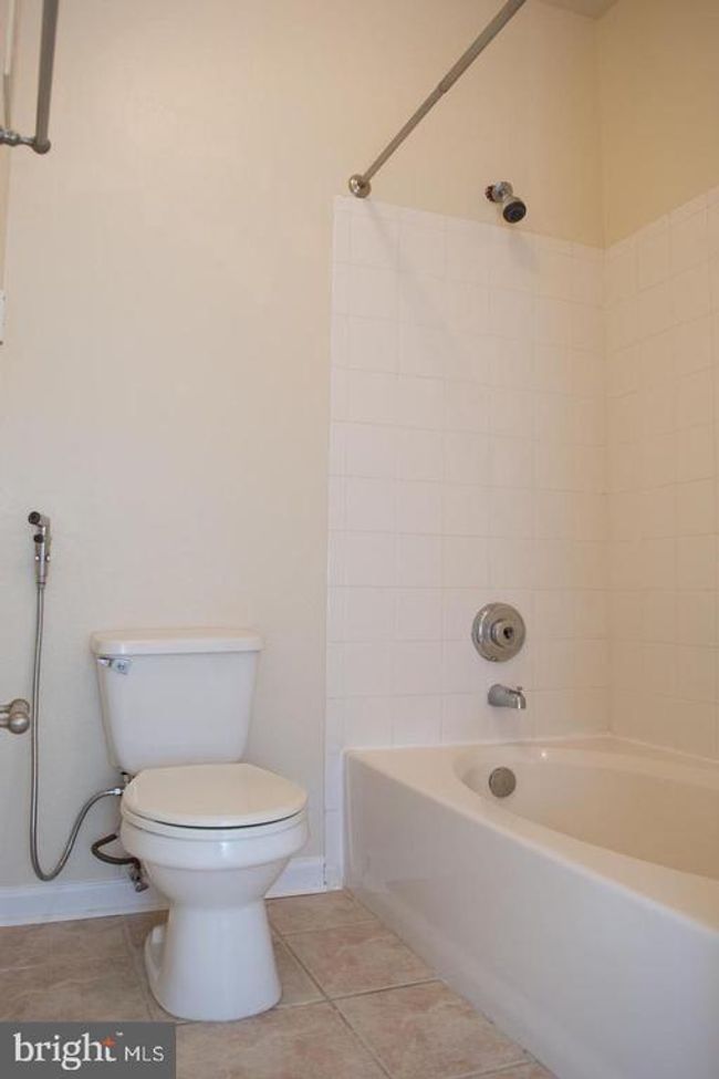 UNIT-3113 - 1591 Spring Gate Dr, Condo with 2 bedrooms, 2 bathrooms and null parking in MCLEAN VA | Image 30