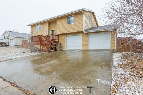 6610 Monarch Ct, Casper, WY, 82604-5438 | Card Image