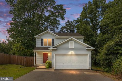 10416 Hillside Ln, FREDERICKSBURG, VA, 22408-2680 | Card Image