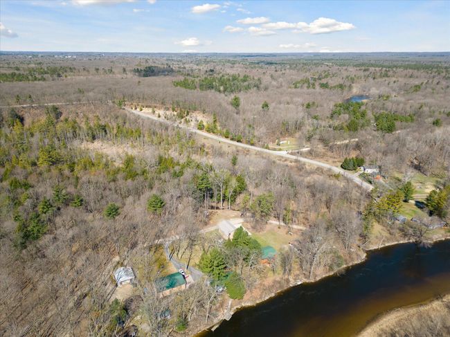 7952 Main St, House other with 3 bedrooms, 2 bathrooms and null parking in Newaygo MI | Image 66