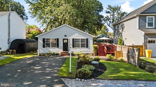 205 Linden Ave, EDGEWATER, MD, 21037-4813 | Card Image