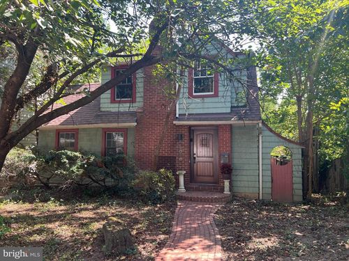 5932 Langston Blvd, Arlington, VA, 22207-1429 | Card Image