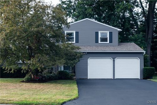4305 Luna Crse, Liverpool, NY, 13090-2020 | Card Image