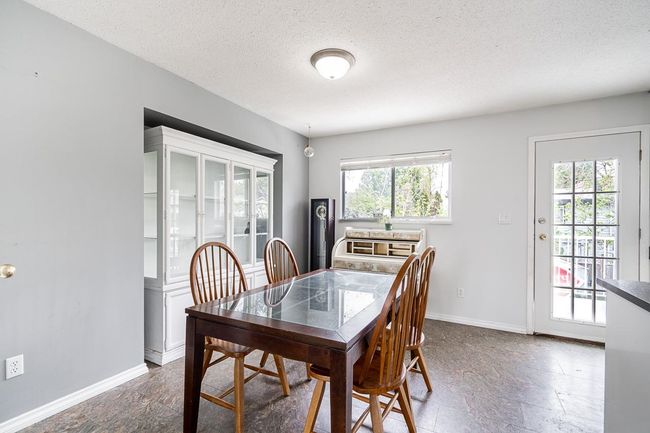 22945 117 Avenue, House other with 4 bedrooms, 3 bathrooms and 3 parking in Maple Ridge BC | Image 7