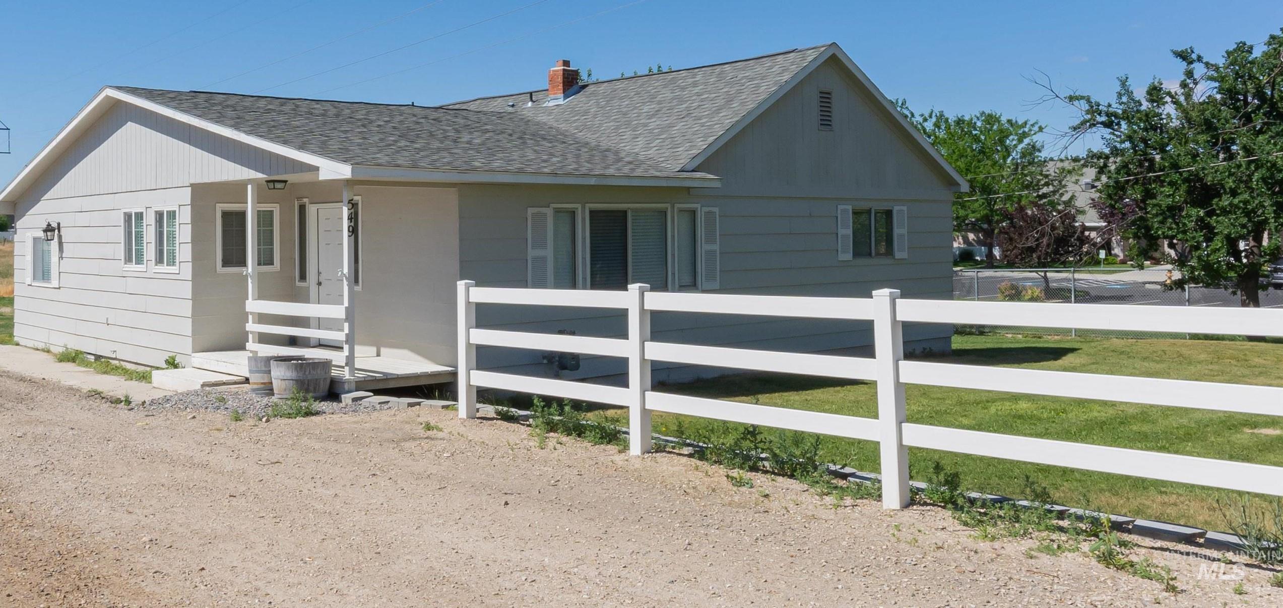 Locust Ln, Nampa, ID 83686