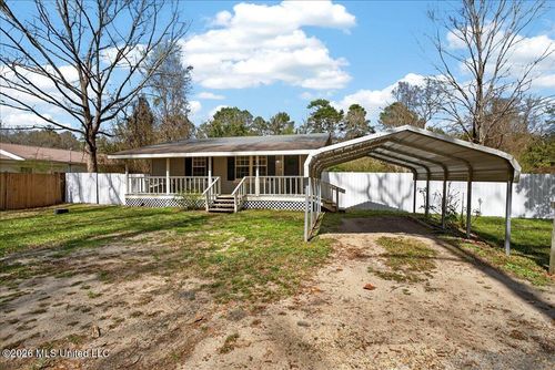 40 Burborne St, Brooklyn, MS, 39425-9526 | Card Image