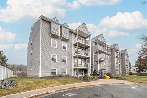 107-31 River Lane, Bedford, NS, B4A3Y7 | Card Image