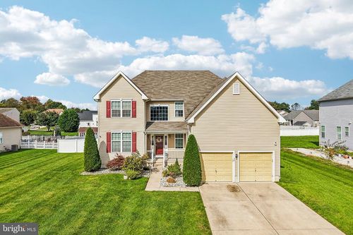 30 Granite Ln, CARNEYS POINT, NJ, 08069-2528 | Card Image