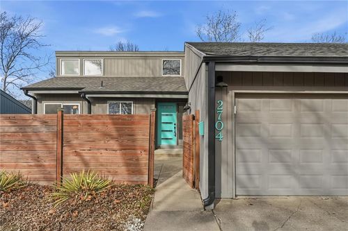 2704 University Dr, Lawrence, KS, 66049-2858 | Card Image