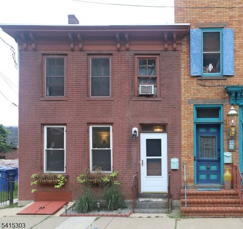 b-17 N Franklin St, LAMBERTVILLE, NJ, 08530-1301 | Card Image