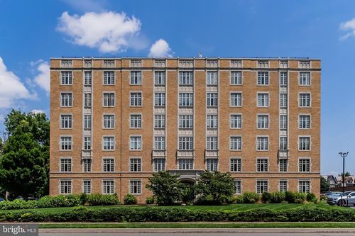 unit-604-1525 N Front St, HARRISBURG, PA, 17102-2571 | Card Image