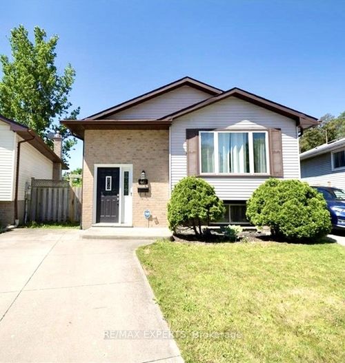 46 Caprice Cres, London, ON, N5V3M2 | Card Image