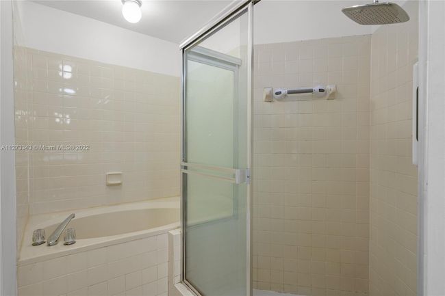 611 Royal Palm Way, House other with 4 bedrooms, 3 bathrooms and null parking in Davie FL | Image 28