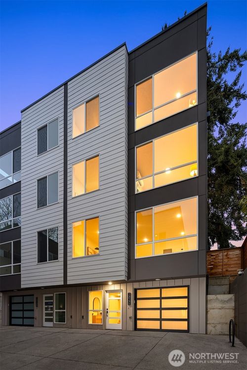 a-1313 14th Ave S, Seattle, WA, 98144-3409 | Card Image