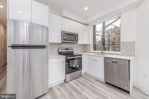 apt-1-2301 Grays Ferry Ave, PHILADELPHIA, PA, 19146-2366 | Card Image