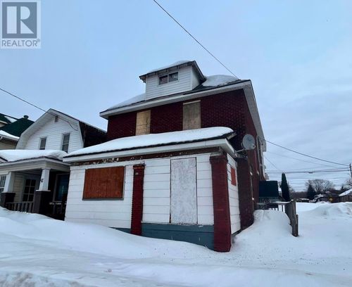 38 Wellington St E, Sault Ste Marie, ON, P6A2K8 | Card Image