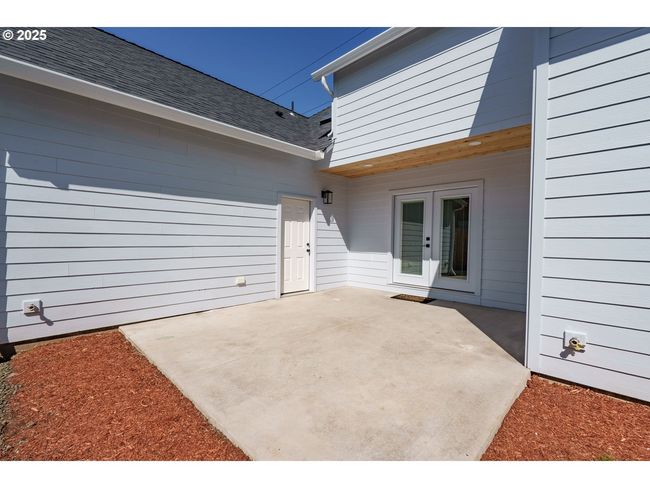 535 E St, House other with 4 bedrooms, 3 bathrooms and 1 parking in Independence OR | Image 35