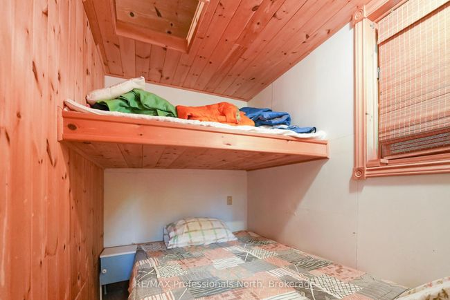 1093 Comak Cres, House other with 3 bedrooms, 2 bathrooms and 4 parking in Algonquin Highlands ON | Image 42