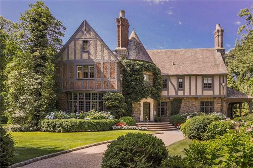 42 Masterton Rd, Bronxville, NY, 10708-4902 | Card Image