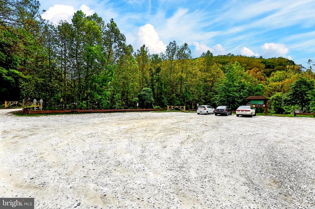 Commercial Sale in KINGSVILLE 3