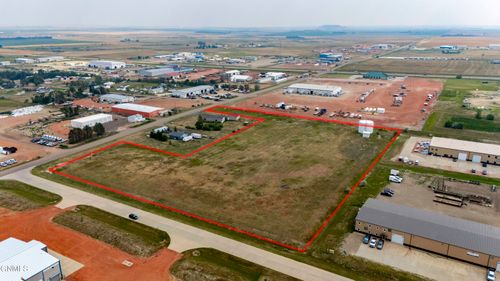 3206 111h Avenue Sw, Dickinson, ND, 58601 | Card Image