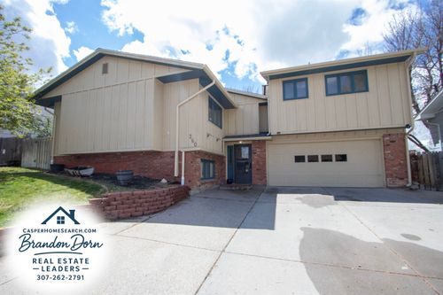 360 Zinnia St, Casper, WY, 82604-3936 | Card Image