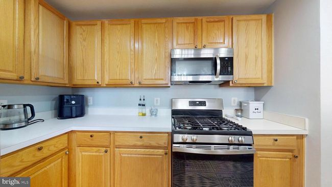 42252 Black Rock Ter, Townhouse with 2 bedrooms, 3 bathrooms and null parking in ALDIE VA | Image 8