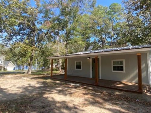 115 Brook Hollow Ln, Zavalla, TX, 75980-3811 | Card Image