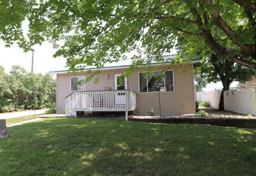 721 West Ave, Detroit Lakes, MN, 56501-2224 | Card Image
