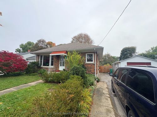 207 Cameron St, Goderich, ON, N7A3K9 | Card Image
