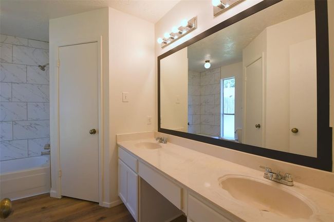 18811 Pine Trace Ct, House other with 3 bedrooms, 2 bathrooms and 2 parking in Humble TX | Image 35