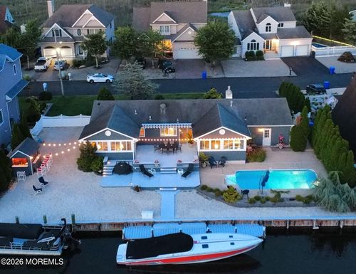 150 Royal Dr, Brick, NJ, 08723-6733 | Card Image