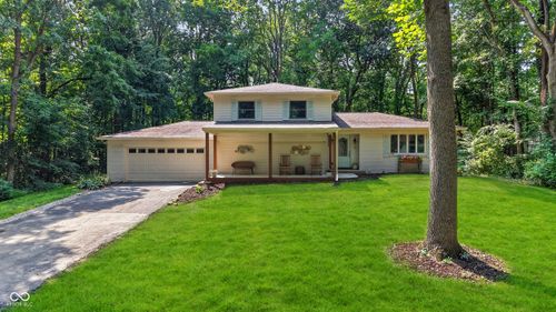 226 Saddlebrook Dr, Zionsville, IN, 46077-9576 | Card Image