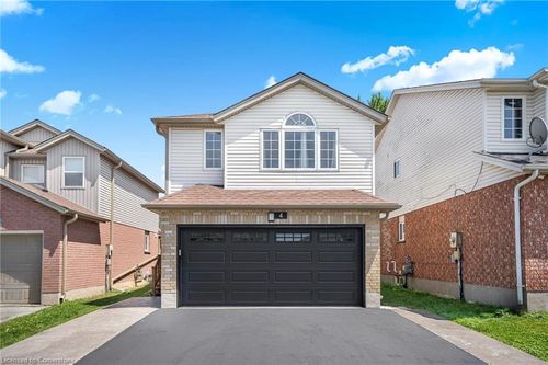 4 Orchid Cres, Kitchener, ON, N2E3N2 | Card Image