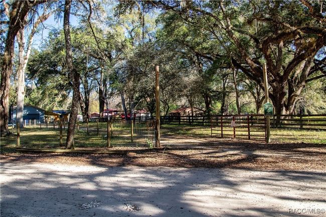 7545 S Old Oaks Dr, House other with 6 bedrooms, 4 bathrooms and 2 parking in Floral City FL | Image 24