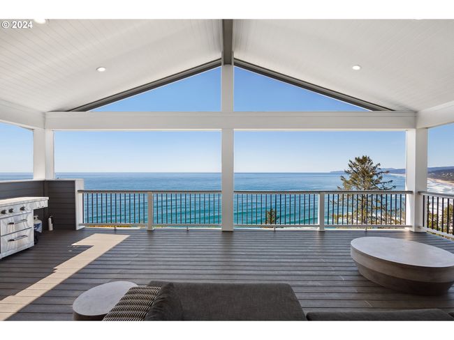 54150 S Beach Rd, House other with 6 bedrooms, 7 bathrooms and 2 parking in Neskowin OR | Image 14