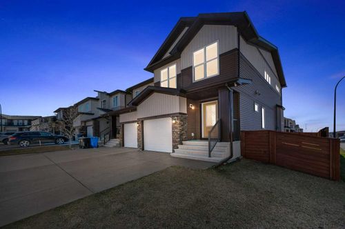 126 Carringvue Park Nw, Calgary, AB, T3P1L1 | Card Image