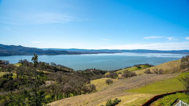 715 Pearl Ct, House other with 3 bedrooms, 3 bathrooms and 6 parking in Glenhaven CA | Image 35