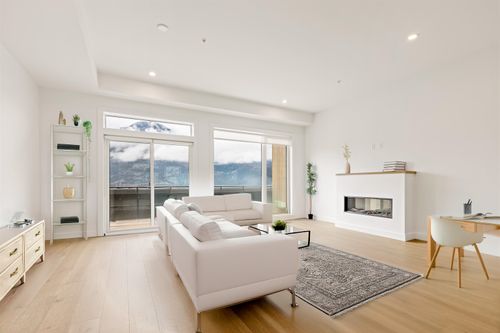 39262 Stellar Dr, Squamish, BC, V8B1G2 | Card Image