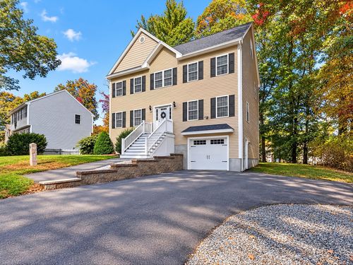 271 Burlington Avenue, Wilmington, MA, 01887 | Card Image