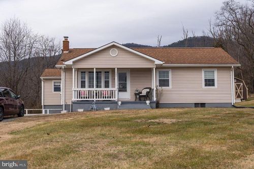 1204 Battlecreek Rd, STANLEY, VA, 22851-2752 | Card Image
