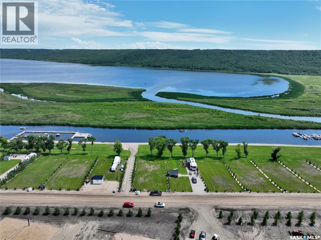 Land in West End