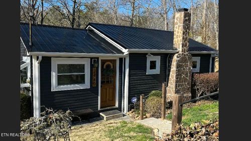 1440 Dover Ln, Dandridge, TN, 37725-5237 | Card Image