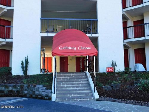 107-102 Baskins Creek Byp, Gatlinburg, TN, 37738-4824 | Card Image