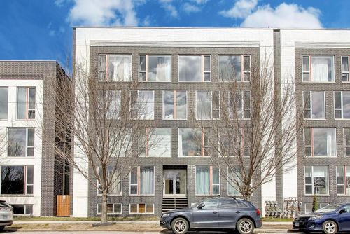 2e-826 W Cullerton St, Chicago, IL, 60608-3404 | Card Image