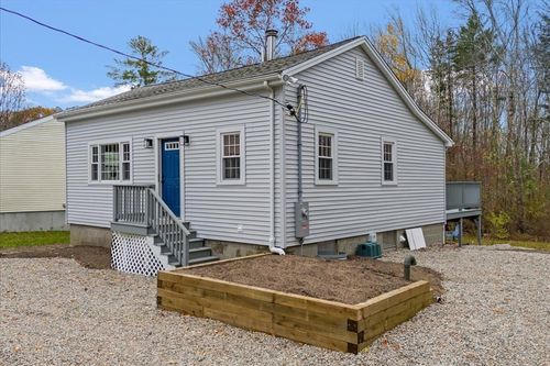 102 Leon Ct, Hanson, MA, 02341-2032 | Card Image