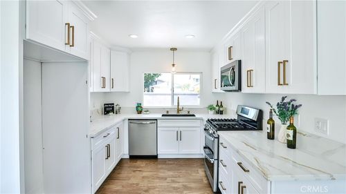 23972 Carmel Dr, Lake Forest, CA, 92630-2806 | Card Image