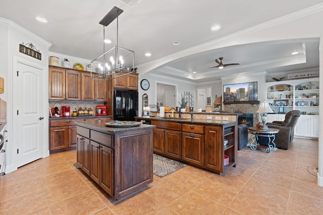 313 First Down Dash, House other with 4 bedrooms, 2 bathrooms and 6 parking in Burnet TX | Image 12