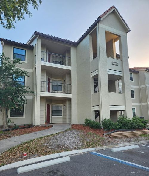 201-3032 Parkway Blvd, KISSIMMEE, FL, 34747-4543 | Card Image