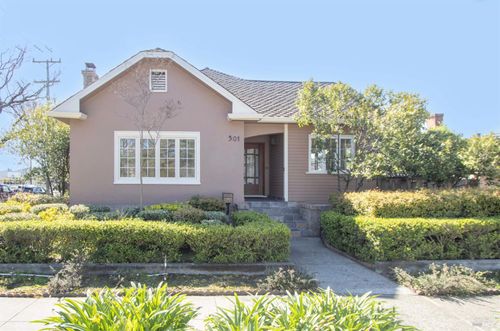 501 5th Ave, San Rafael, CA, 94901-3403 | Card Image